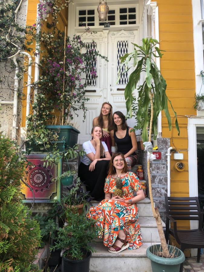اسطنبول The Local Hostel & Guesthouse المظهر الخارجي الصورة