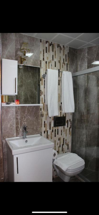 اسطنبول The Local Hostel & Guesthouse الغرفة الصورة