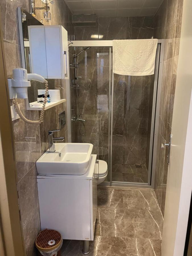اسطنبول The Local Hostel & Guesthouse المظهر الخارجي الصورة